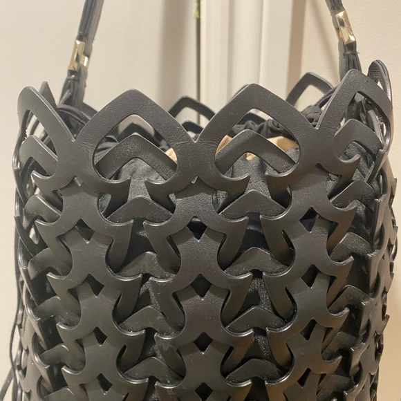 Kate Spade laser cut bucket bag - Picture 6 of 7